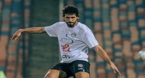 شاهد لحظة انفعال أحمد حجازي خلال مباراة مصر وكاب فيردي (فيديو)